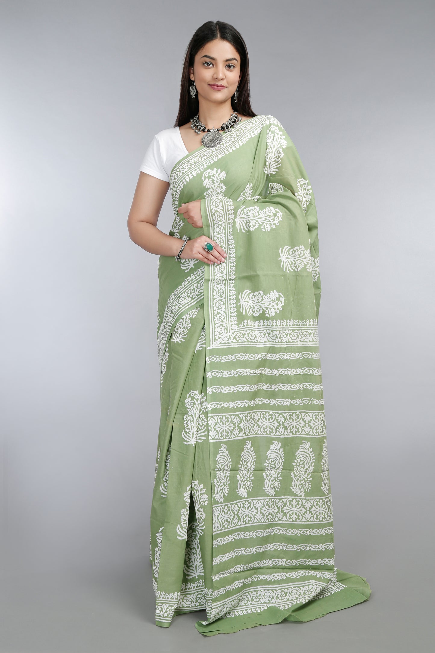 ‘Sage’ Sanganeri Discharge Mul Mul Karpāsa Saree